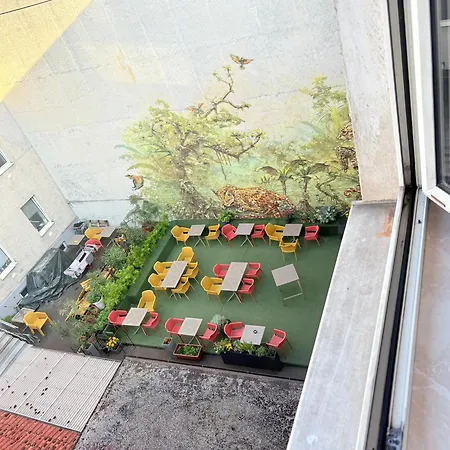 לינה וארוחת בוקר Beenie 6