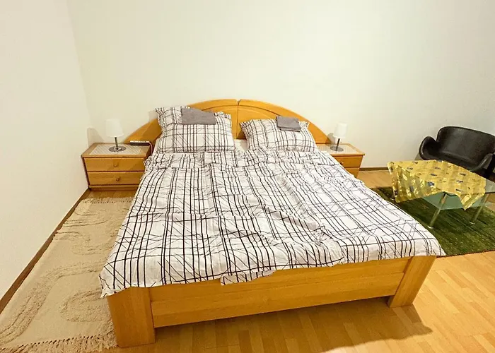 Beenie 6 לינה וארוחת בוקר